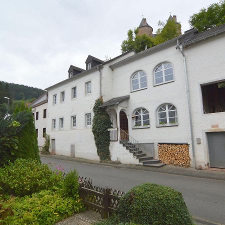 Very Comfortable House With Bathrooms And A Garden Mürlenbach Esterno foto