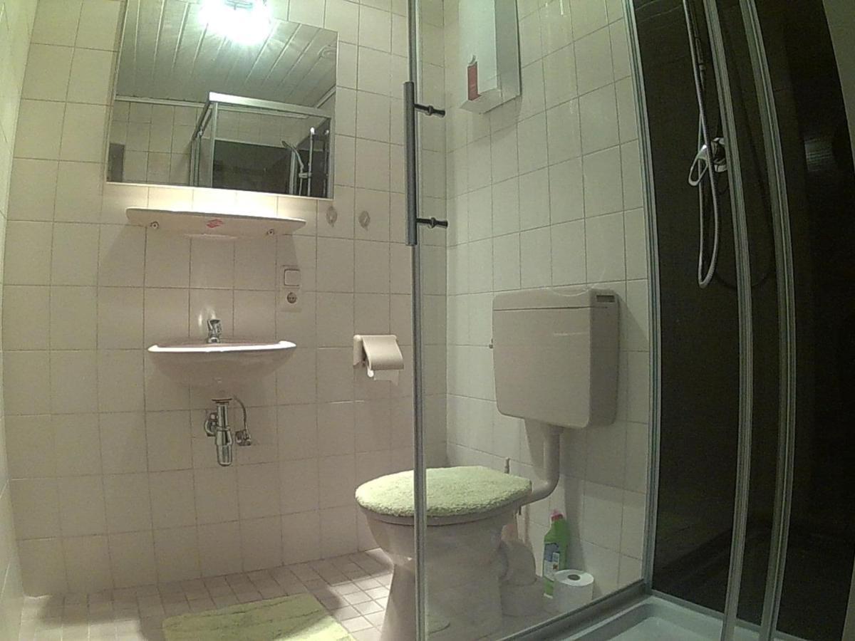 Very Comfortable House With Bathrooms And A Garden Mürlenbach Esterno foto