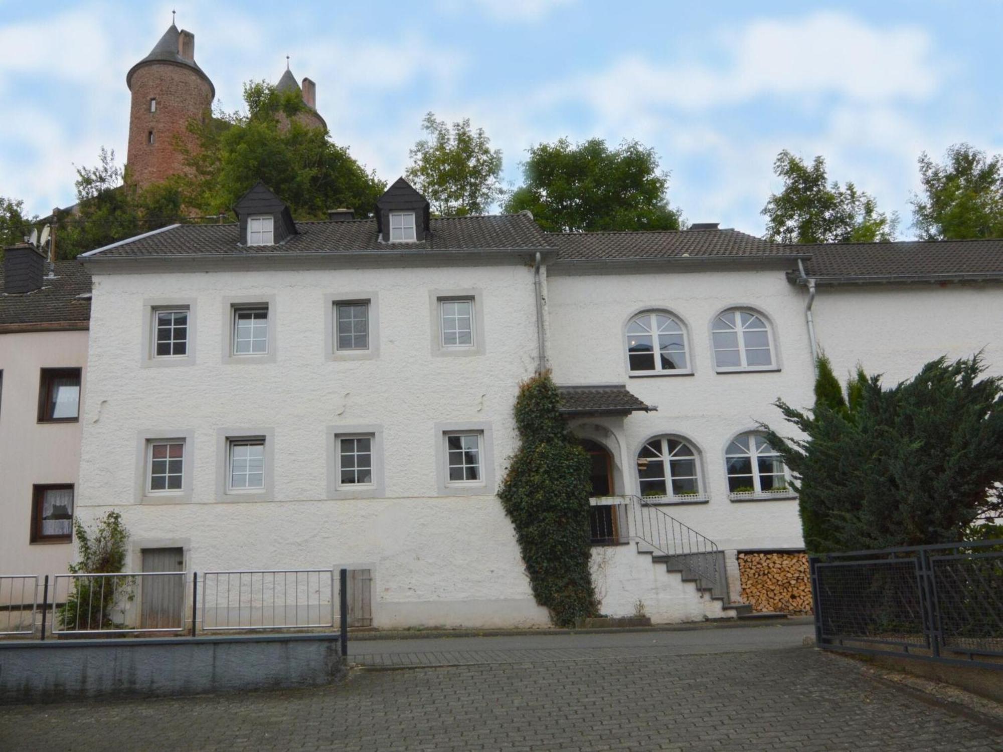 Very Comfortable House With Bathrooms And A Garden Mürlenbach Esterno foto